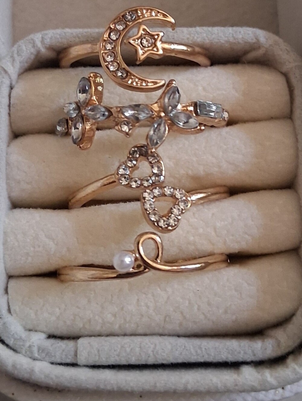 Bundle of 4 rings size 8